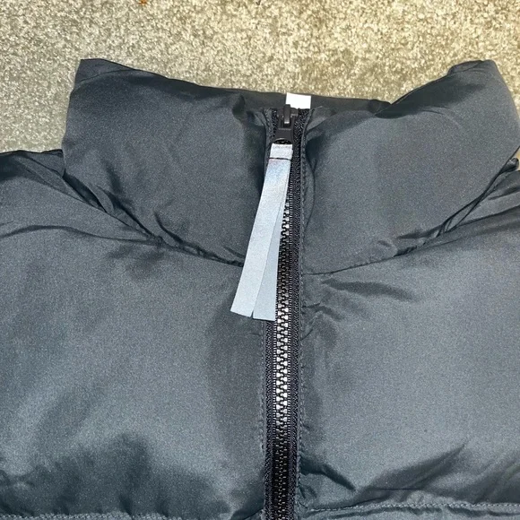 Fabletics Cropped Puffer - Picture 3 of 5